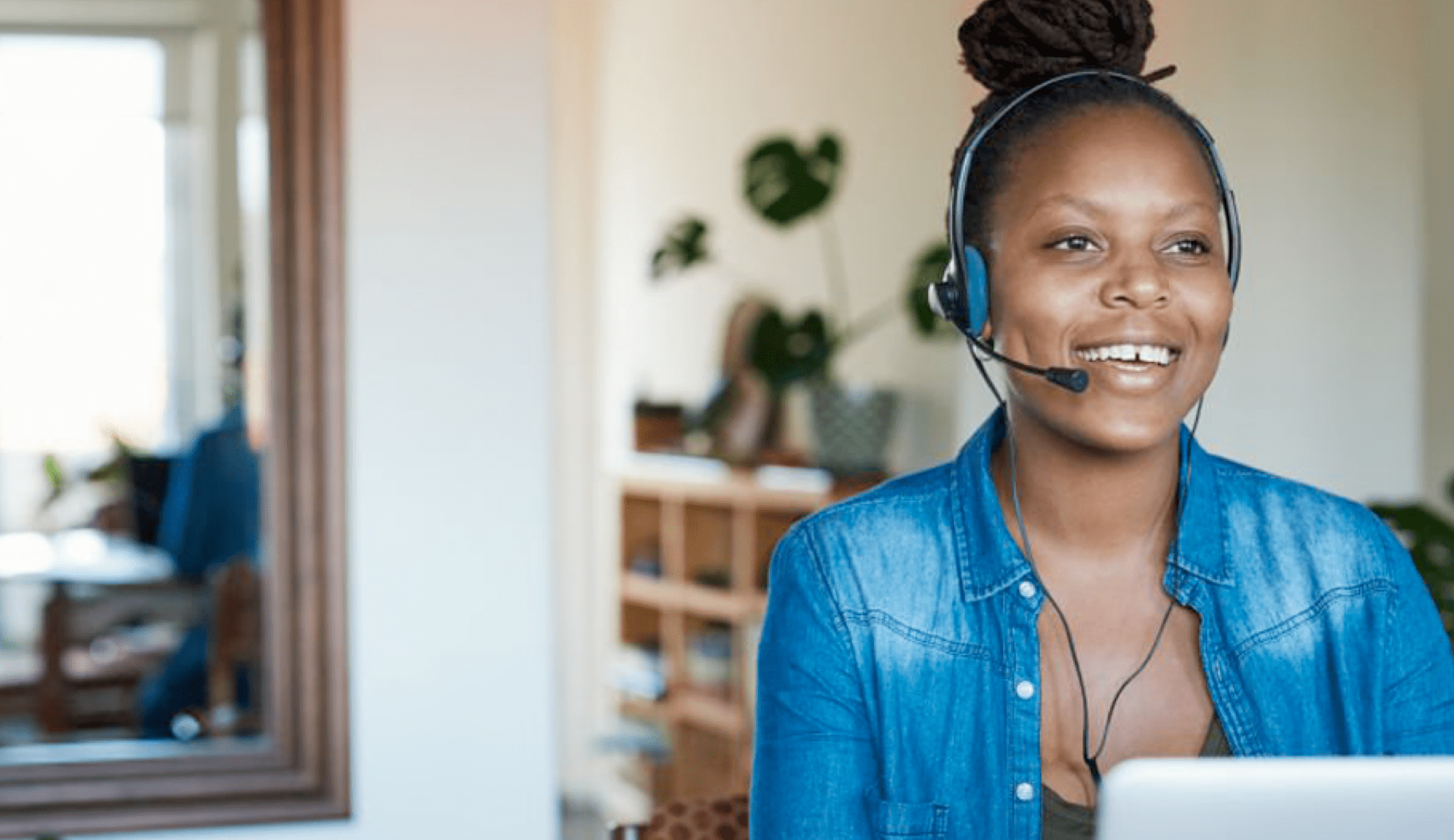BlueCross BlueShield of Tennessee employee working from home